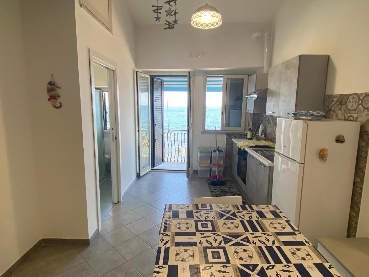Casa Nicole Fronte Mare Villa Giardini Naxos Ngoại thất bức ảnh