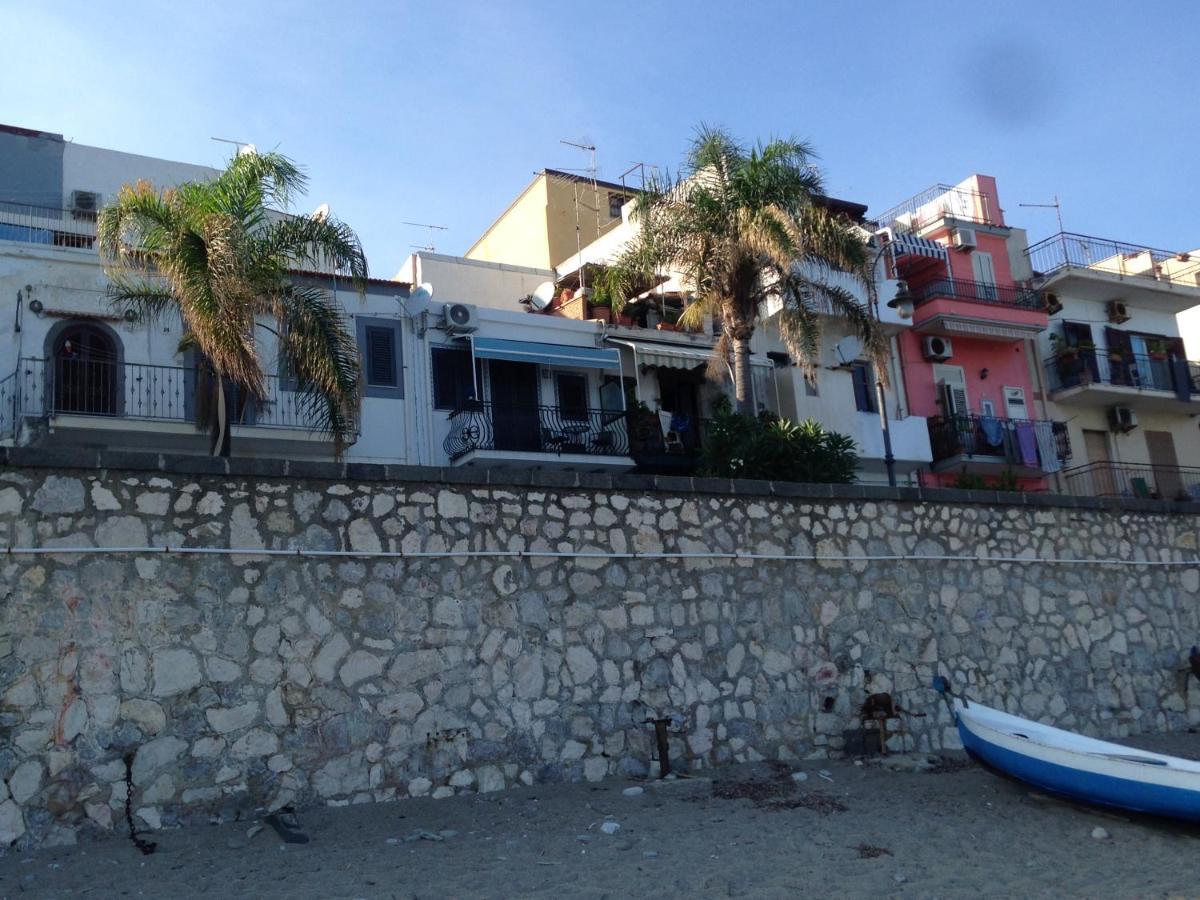 Casa Nicole Fronte Mare Villa Giardini Naxos Ngoại thất bức ảnh