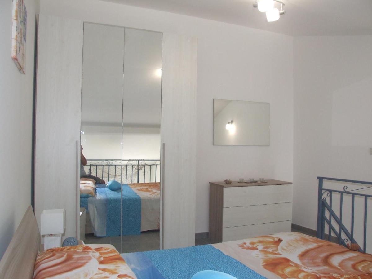 Casa Nicole Fronte Mare Villa Giardini Naxos Ngoại thất bức ảnh